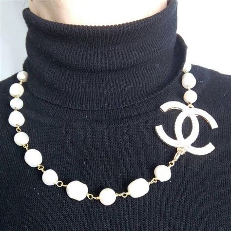 collana chanel con perle prezzo|Chanel collane.